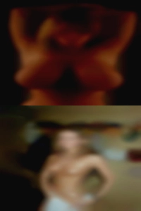 Sarahruss34, woman looking